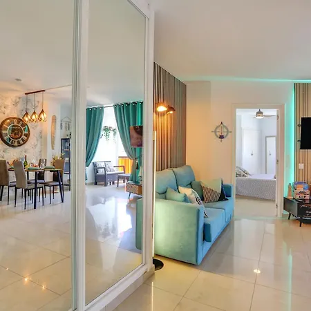 Luxory Dreamy Sunset, Seafront, Direct Access To The Promenade,wifi,pool,free Parking Apartment Los Cristianos (Tenerife)