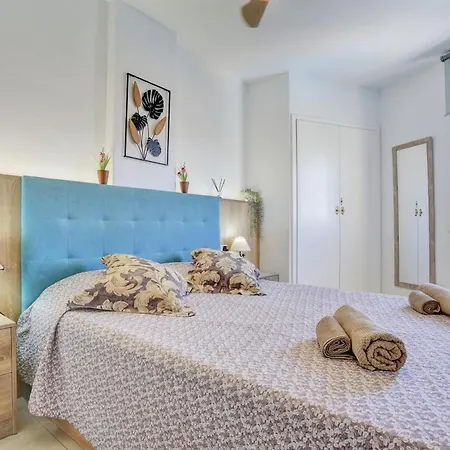 Luxory Dreamy Sunset, Seafront, Direct Access To The Promenade,wifi,pool,free Parking